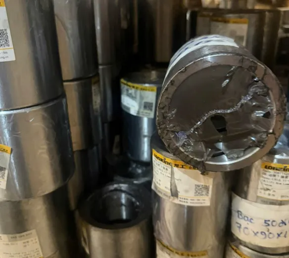 Bạc 80x100x135 máy xúc lật Lonking ZL50NC hàng chính hãng