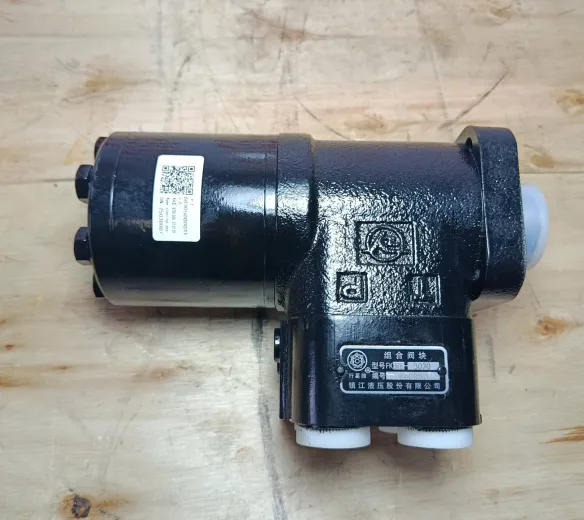 Bot lái xe xúc lật Lonking 833 hàng chính hãng 
