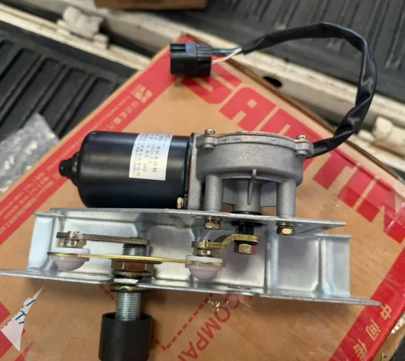 Mô tơ gạt xe xúc lật LiuGong mã 37B2192