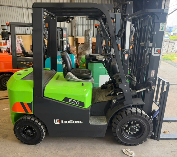 xe nâng điện LiuGong 2 tấn