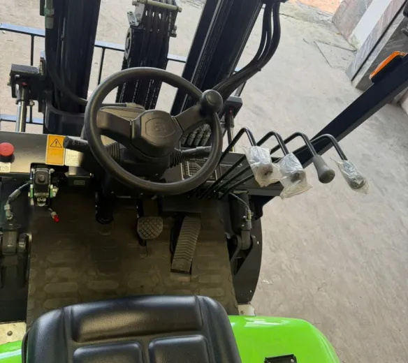 xe nâng điện LiuGong 2 tấn